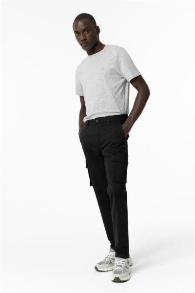 Pantalon cargo NEGRO