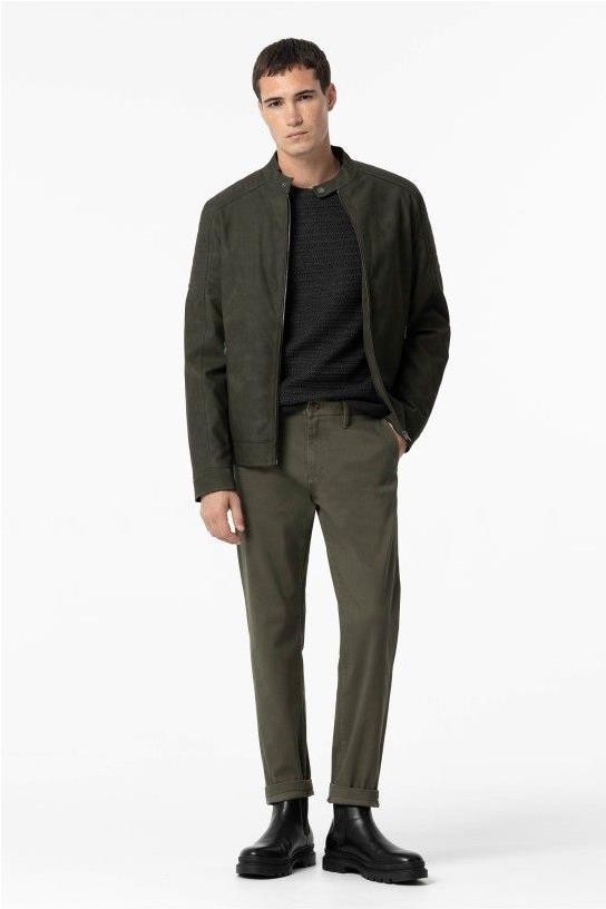 Pantalón chino VERDE OLIVA