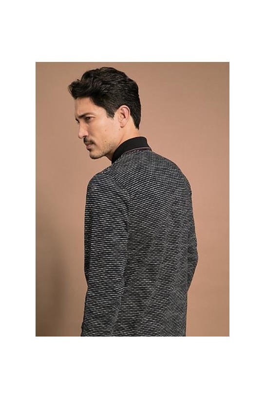 POLO RAYAS DESIGUALES NEGRO