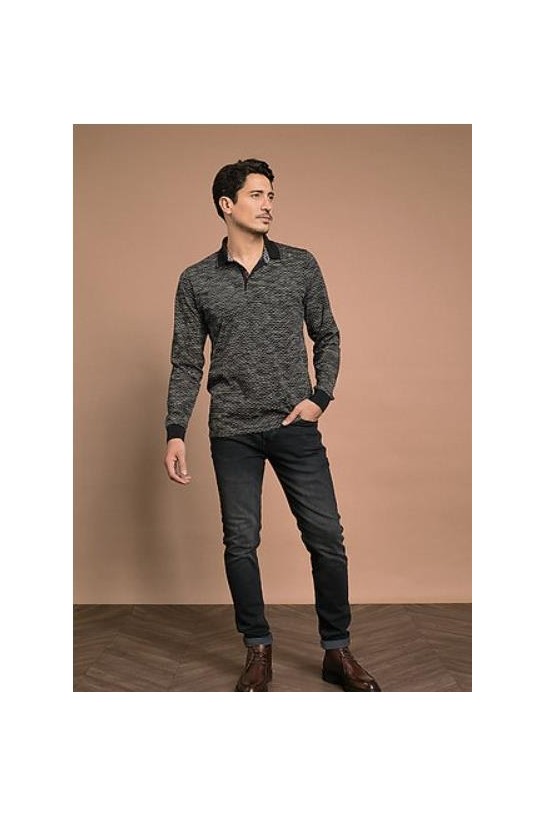 POLO RAYAS DESIGUALES NEGRO