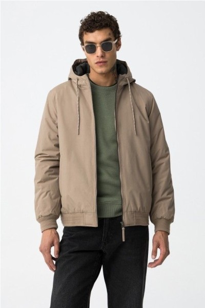 Cazadora con capucha BEIG