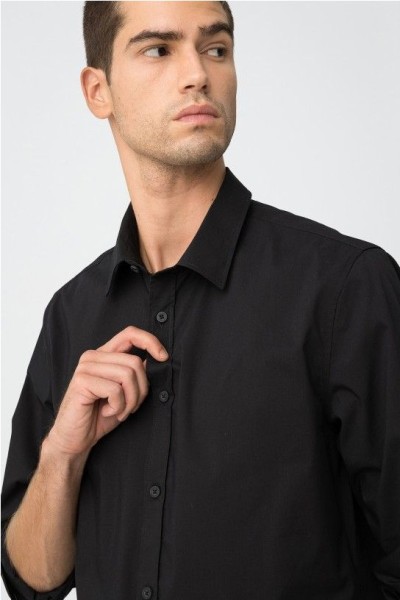 Camisa basica NEGRO